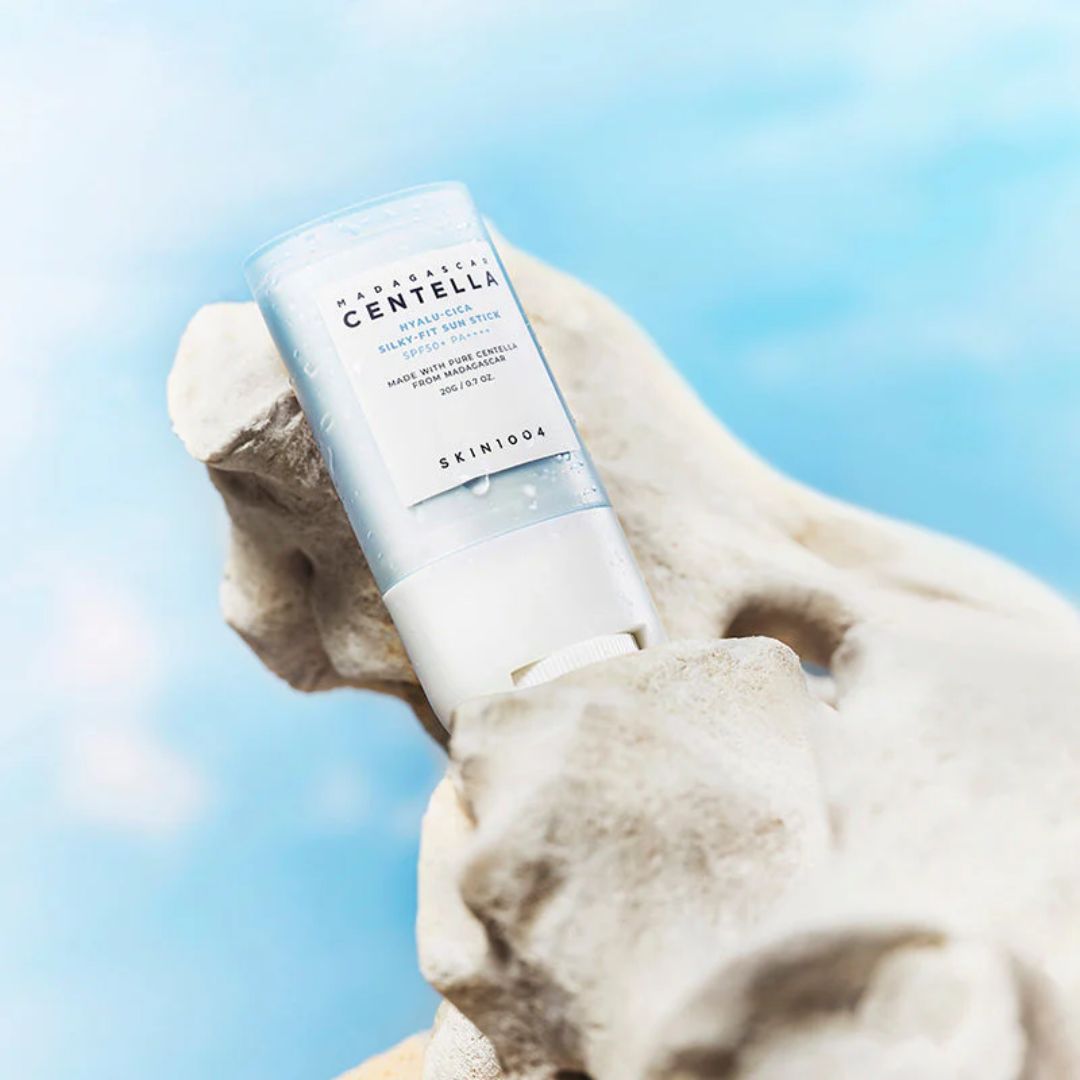 SKIN 1004 - Madagascar Centella Hyalu-Cica Silky-Fit Sun Stick